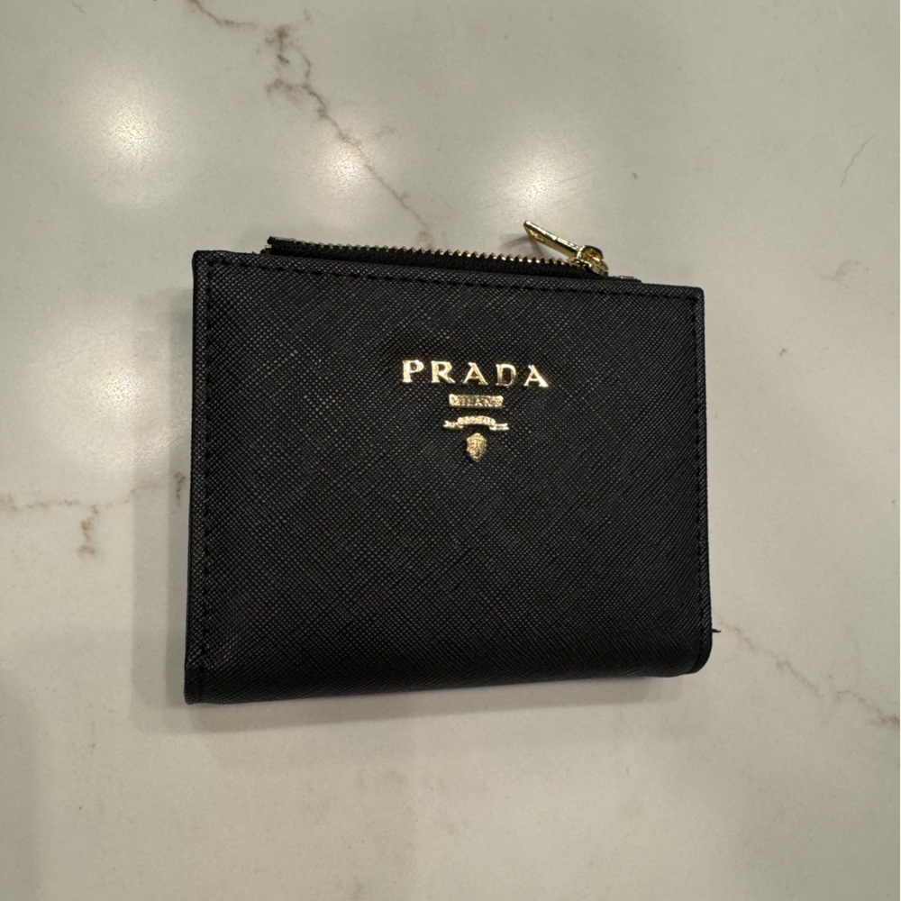 Black Wannabe Wallet